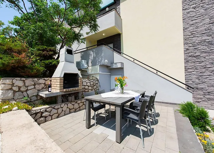Lili Apartament *