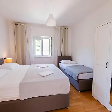 Lili Apartment